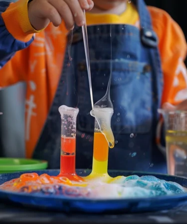 kemijski-poskusi-eksperimenti-za-otroke